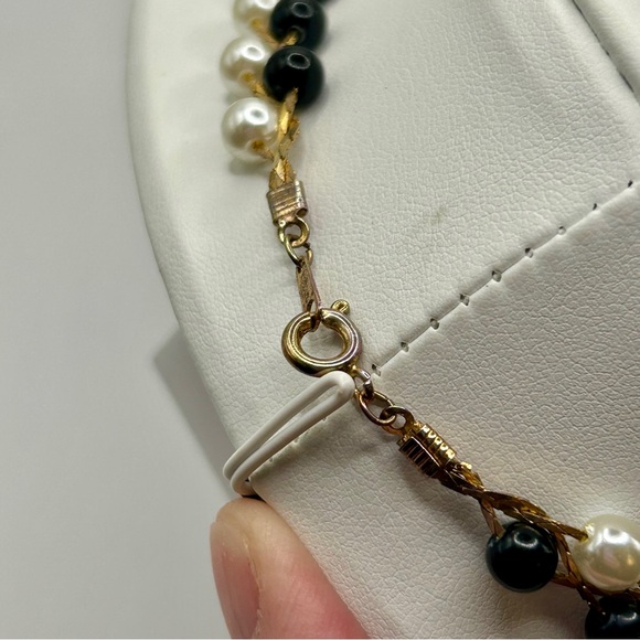 22” Pearl & Black Beaded with Gold Braided Accent Necklace - Picture 6 of 6